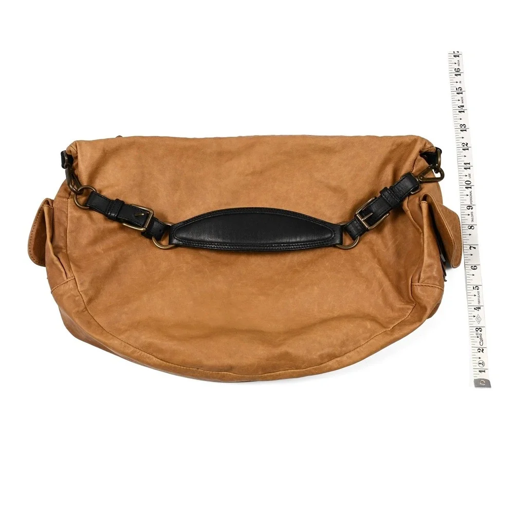 MARNI Light Brown Leather Hobo Shoulder Bag Italy Zip Pocket Magnetic Snaps Soft